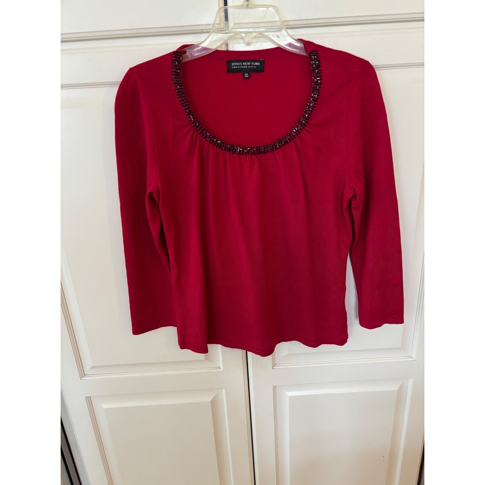 Jones New Yorkโ Petite Red Embellished Scoop Neck Sweater 3/4 Sleeve PM